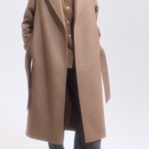 Women's Belted Wool Coat (80% wool) size L-XL, color Caramel - Picture 7 of 13